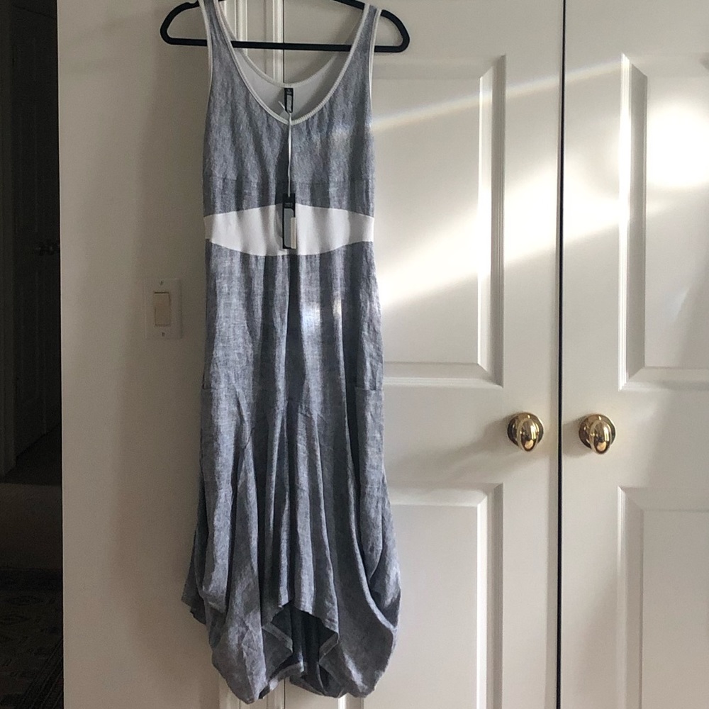 Nwt Chic & Unique Sundress With Flattering Shape - image 2